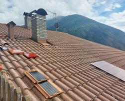 pannelli fotovoltaici tetto editficio storico stelvio